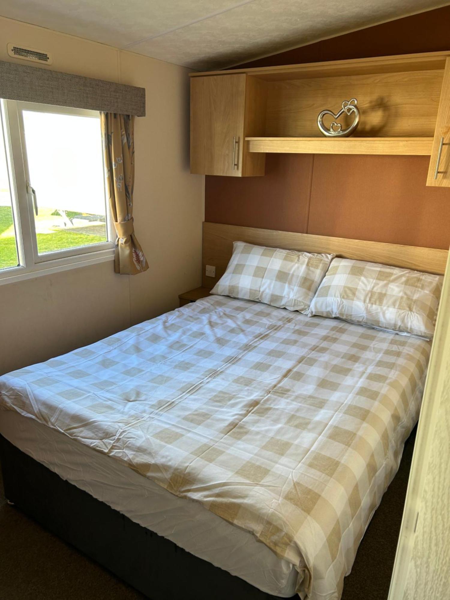 Phoenix Caravan Hire, Trecco Bay بورثكول المظهر الخارجي الصورة