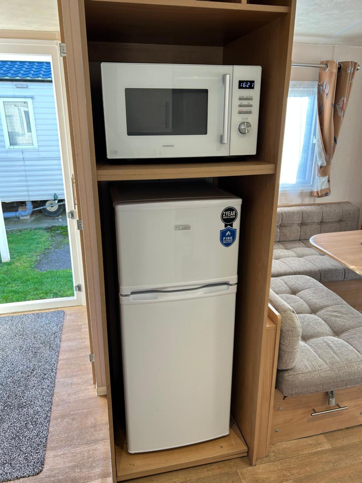 Phoenix Caravan Hire, Trecco Bay بورثكول المظهر الخارجي الصورة